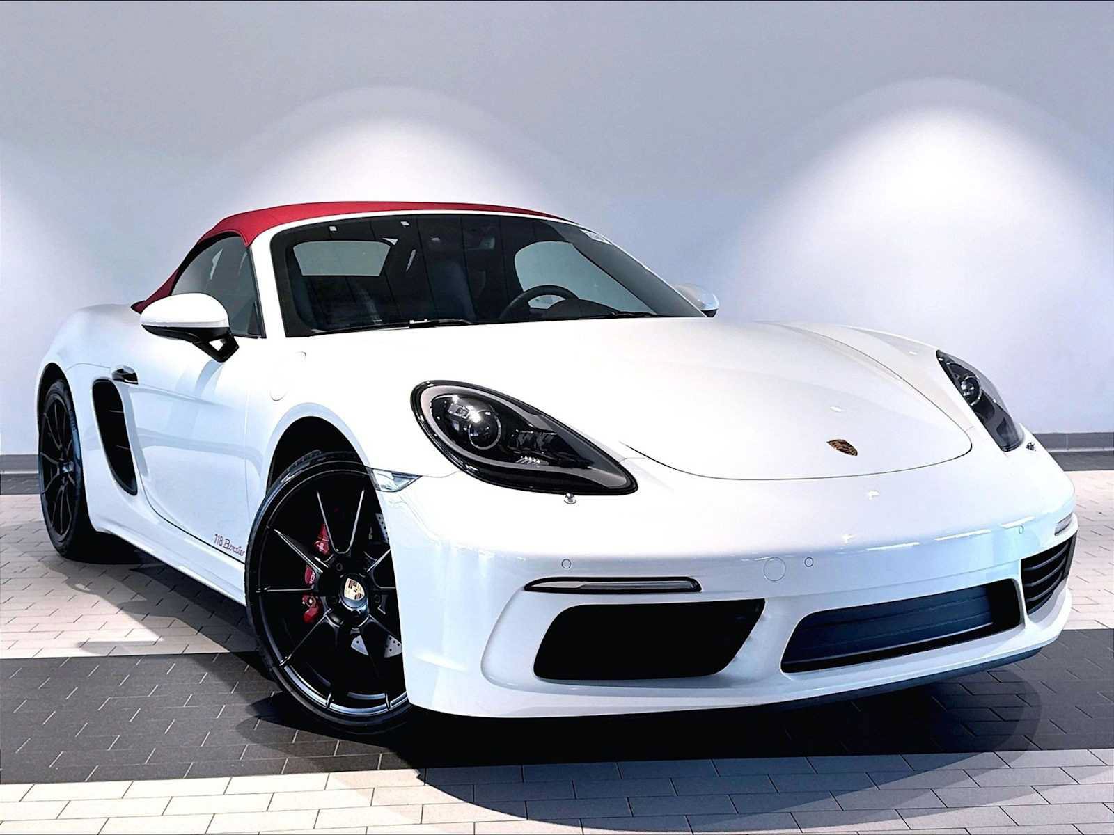 Used 2024 Porsche 718 Boxster S RWD image 13