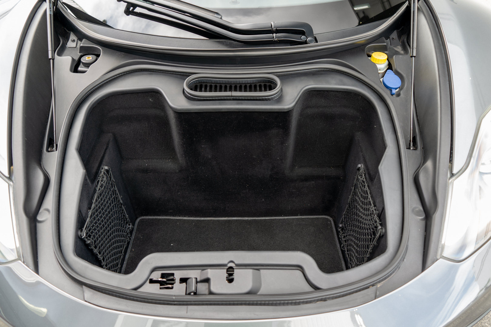 Used 2012 McLaren MP4-12C Coupe RWD image 28