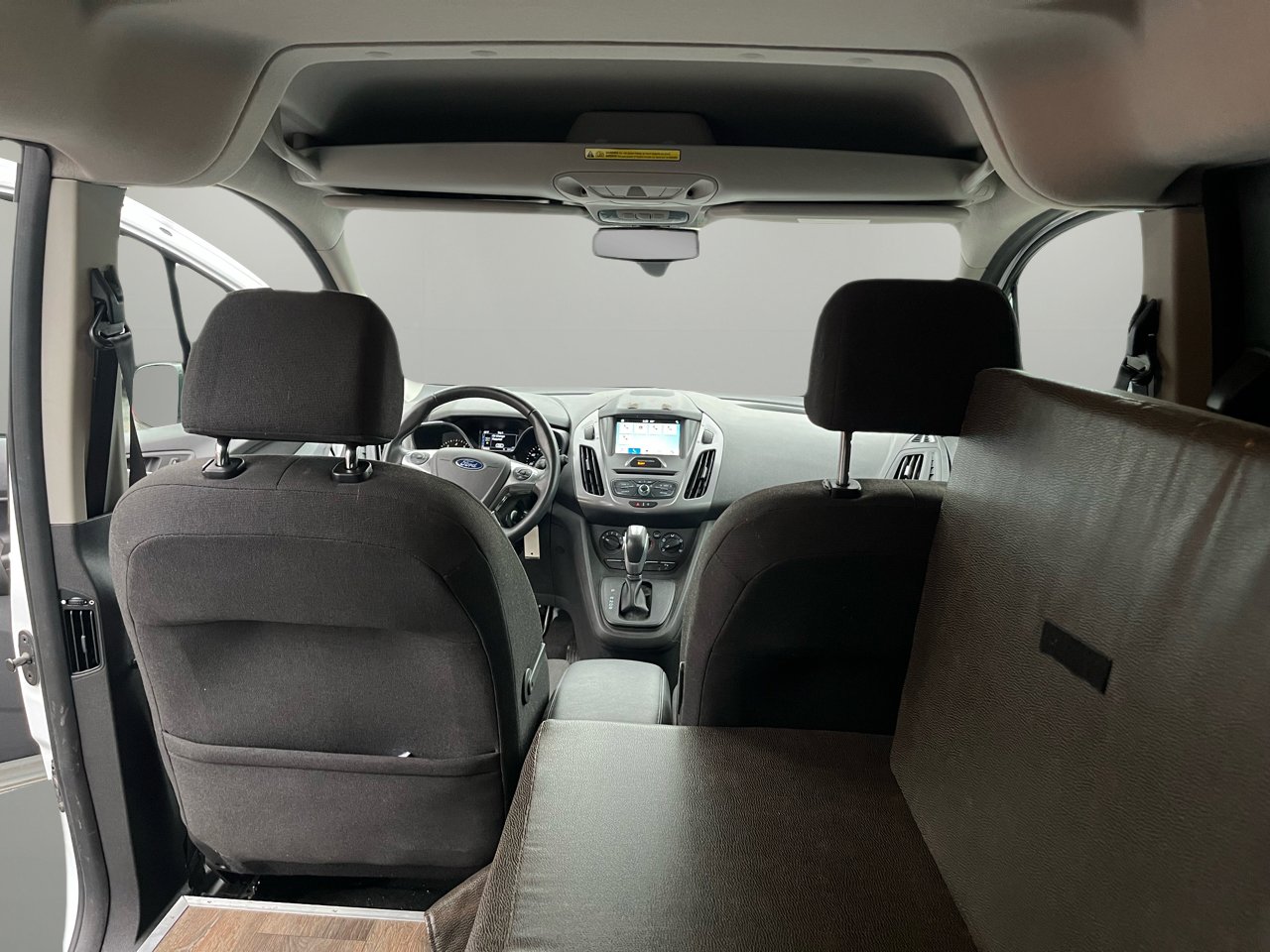 Used 2017 Ford Transit Connect XLT image 23