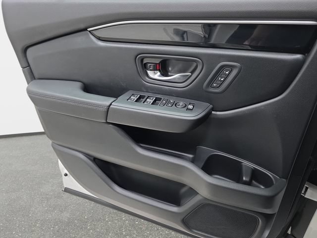 Used 2023 Honda Pilot EX-L image 25