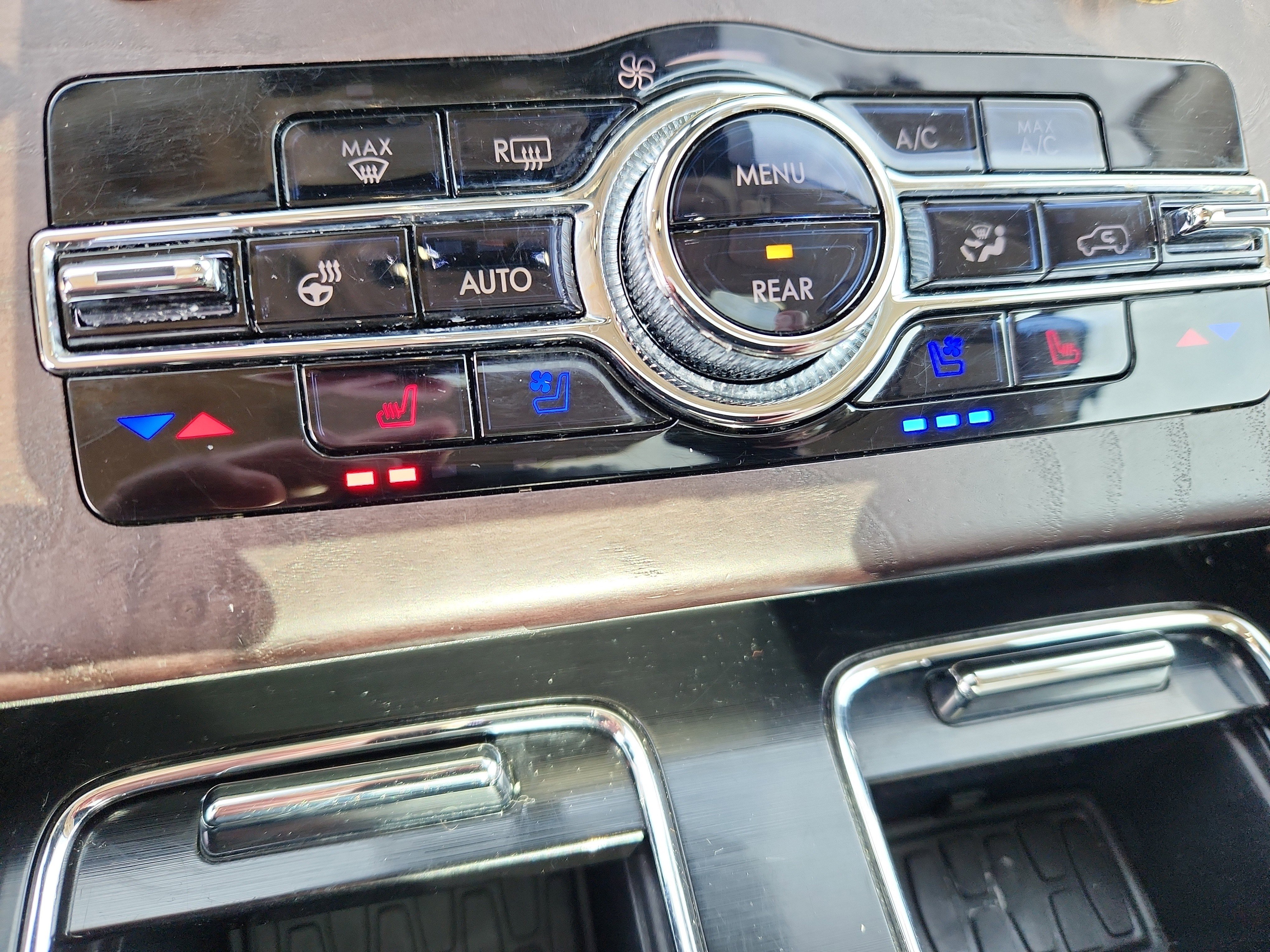 Used 2023 Lincoln Aviator Reserve w/ Equipment Group 201A image 23