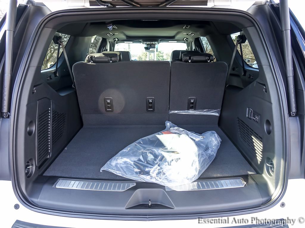 New 2026 Chevrolet Suburban RST w/ Advanced Technology Package image 23