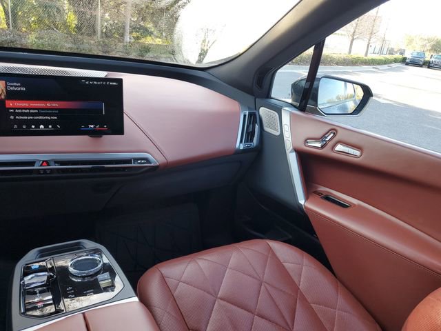 Used 2025 BMW iX M60 image 14