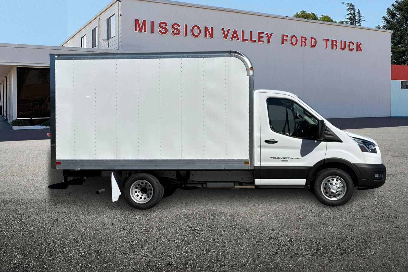 New 2025 Ford Transit 350 Low Roof DRW w/ Interior Upgrade Package RWD video 3