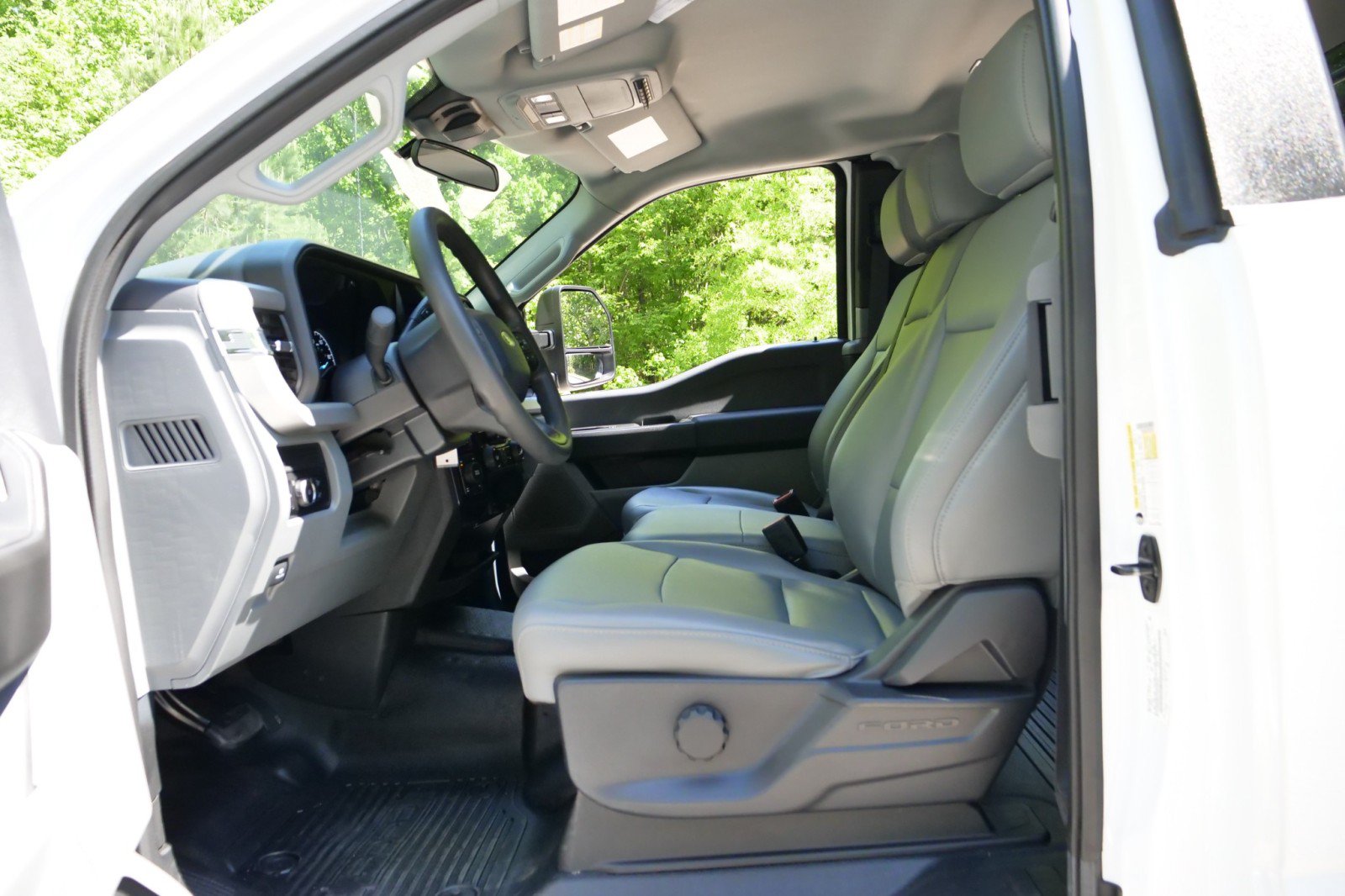 Used 2023 Ford F350 XL w/ XL Chrome Package AWD/4WD image 20
