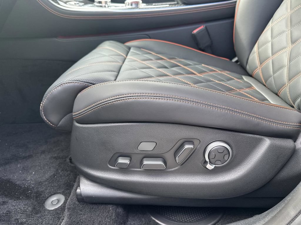 New 2026 Genesis GV70 3.5T Sport Prestige AWD/4WD image 34