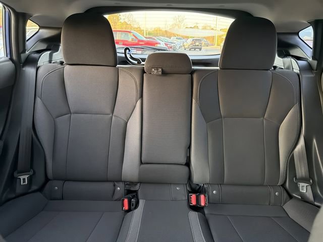 Used 2025 Subaru Crosstrek 2.0i Premium image 30