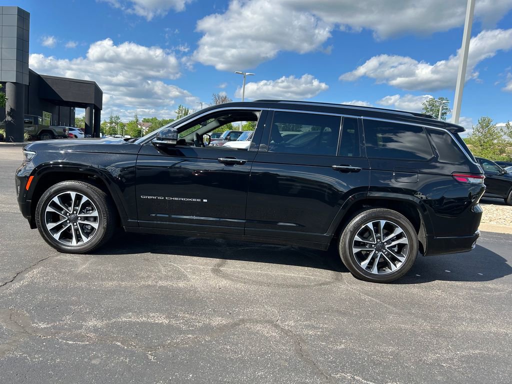 Certified 2023 Jeep Grand Cherokee L Overland AWD/4WD image 4