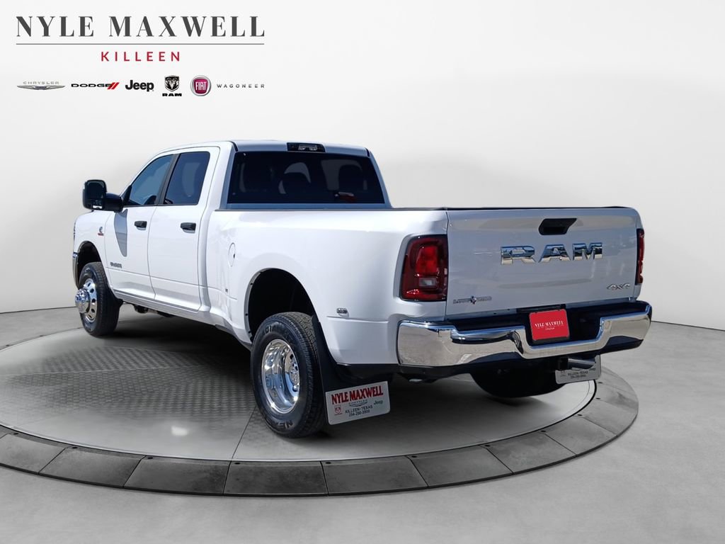 New 2026 RAM 3500 Big Horn AWD/4WD image 14