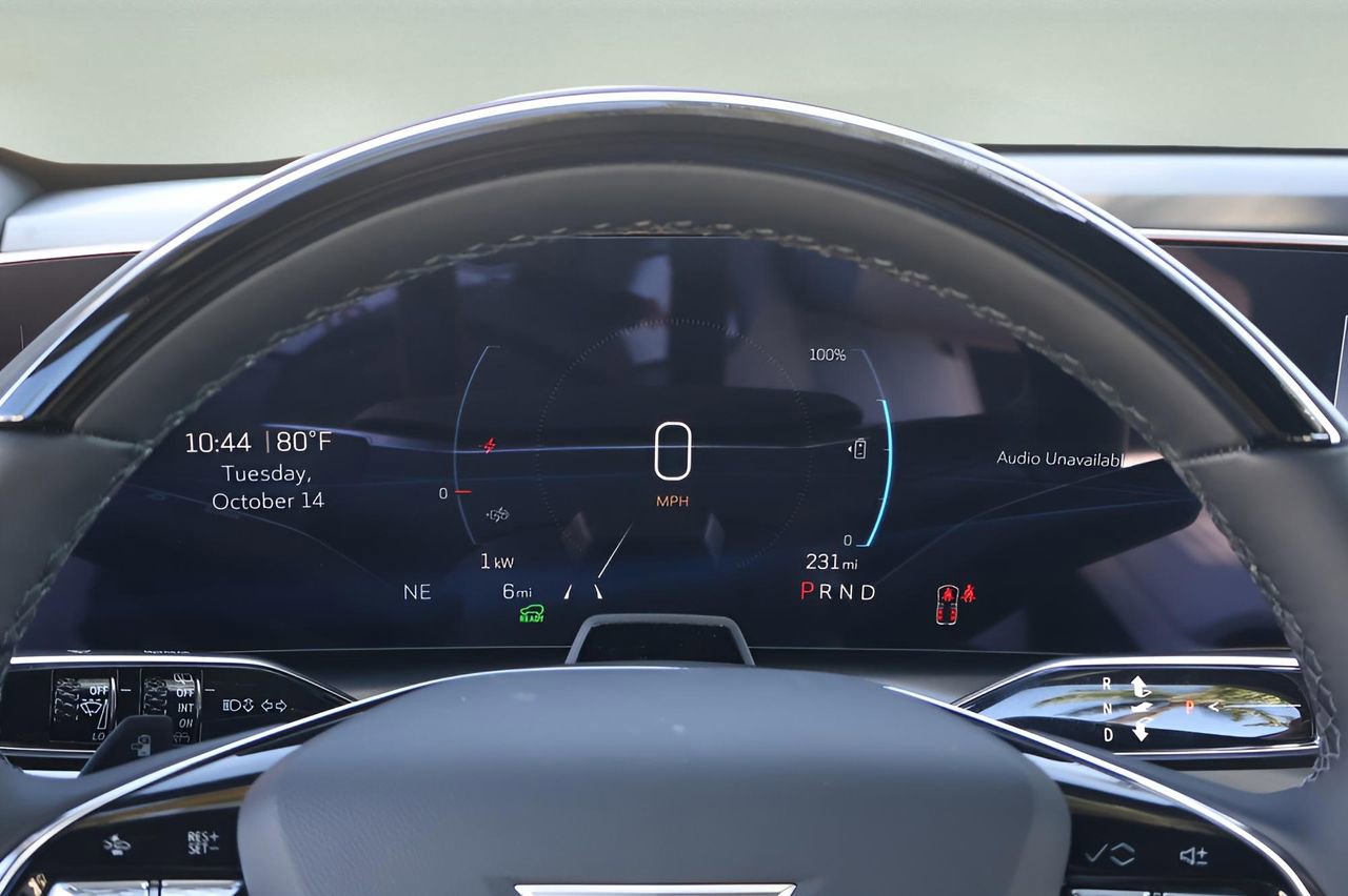 New 2026 Cadillac Vistiq Sport image 24