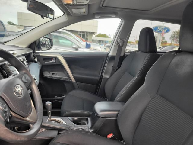 Used 2015 Toyota RAV4 XLE image 17