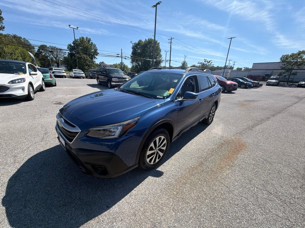 Used 2020 Subaru Outback Premium AWD/4WD image 3