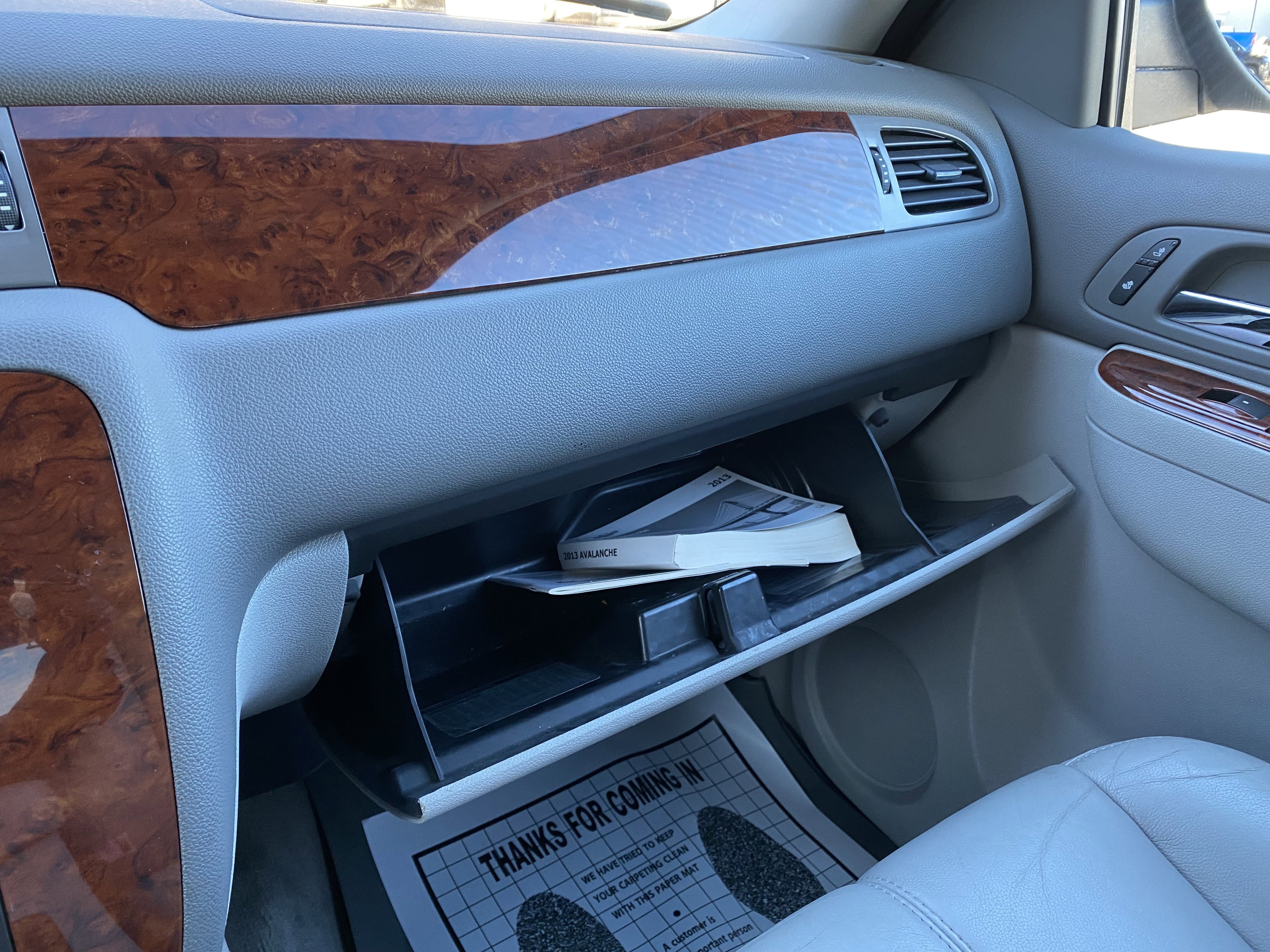 Used 2013 Chevrolet Avalanche LT w/ All-Star Edition image 25