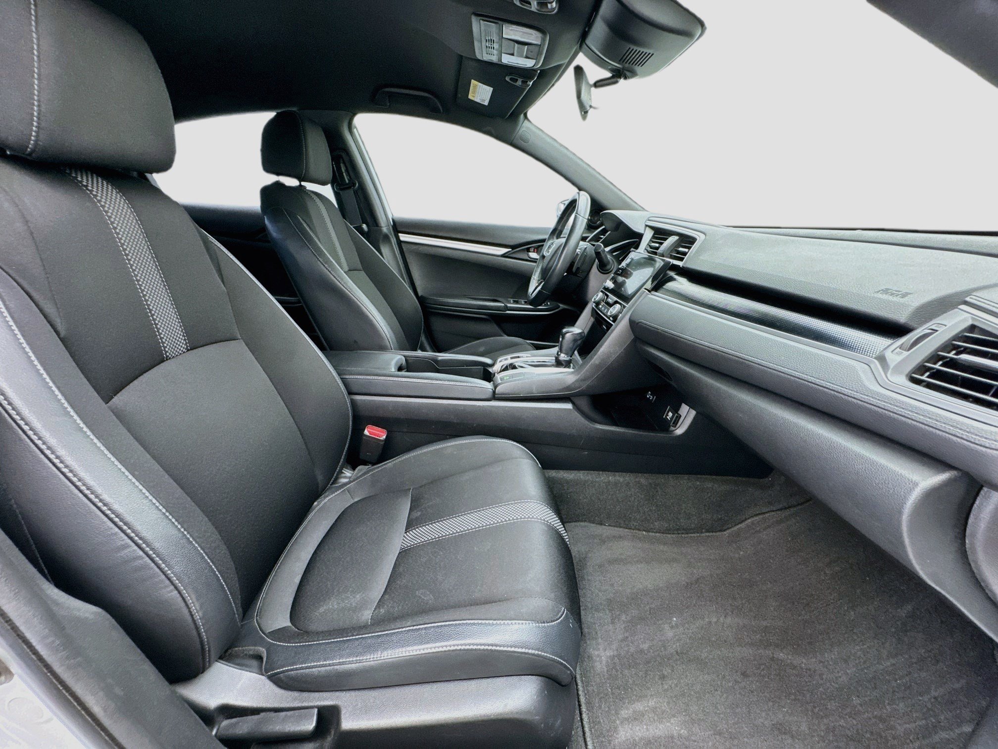 Used 2019 Honda Civic Sport image 18