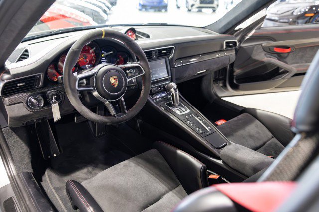 Used 2016 Porsche 911 GT3 RS image 37