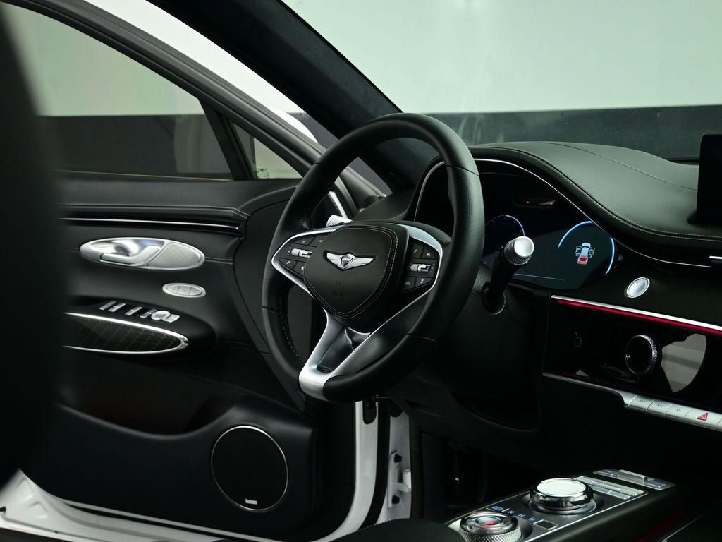 Used 2025 Genesis GV70 3.5T Sport w/ Sport Prestige Package image 79