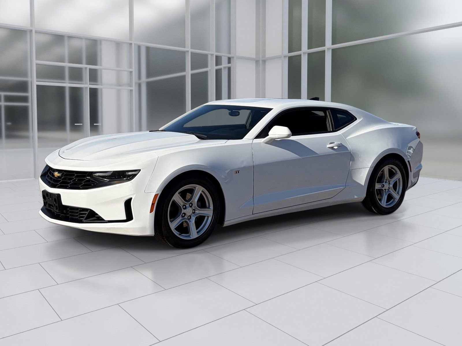 Used 2023 Chevrolet Camaro LT image 2