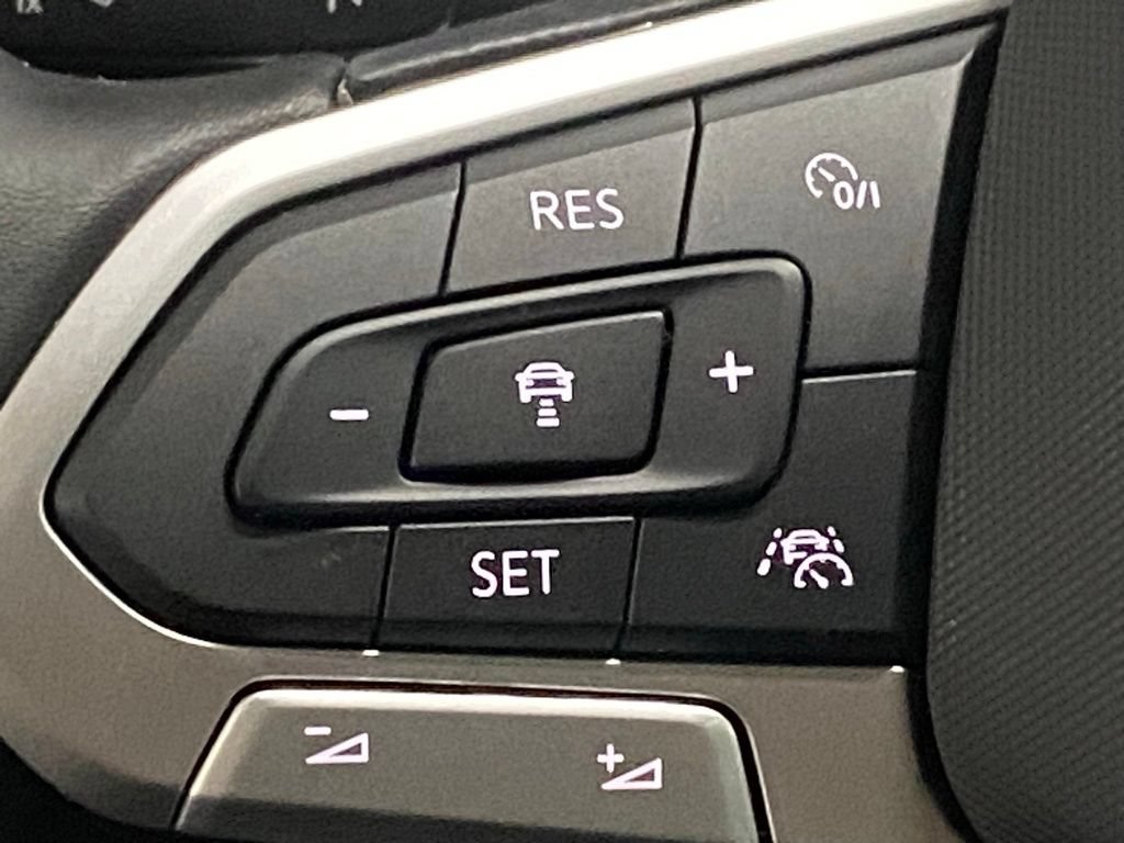 New 2026 Volkswagen Taos SEL AWD/4WD image 15