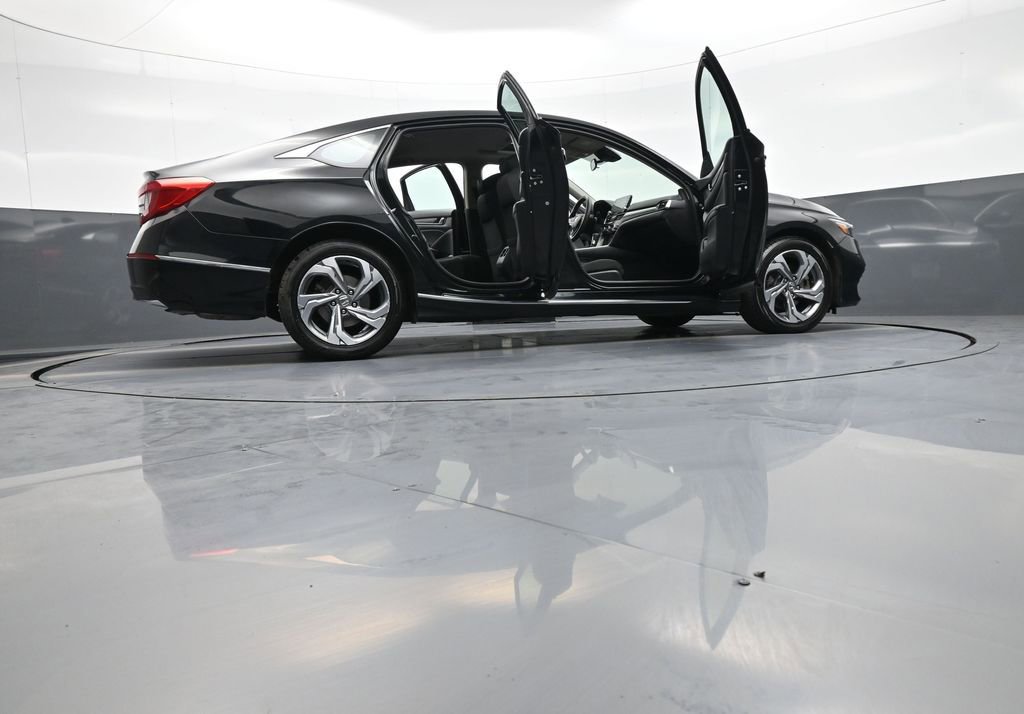 Used 2018 Honda Accord EX image 48