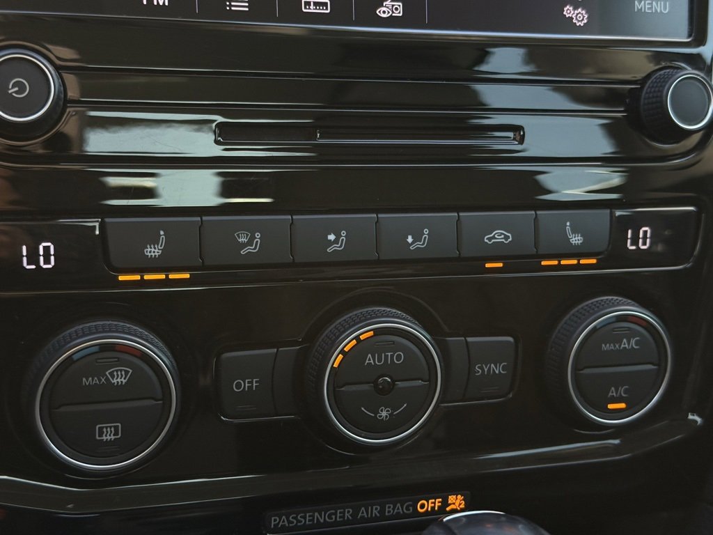 Used 2022 Volkswagen Passat 2.0T SE image 13