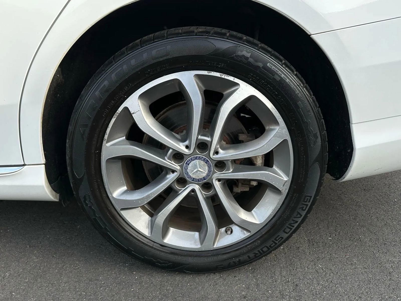 Used 2015 Mercedes-Benz C 300 4MATIC Sedan image 31