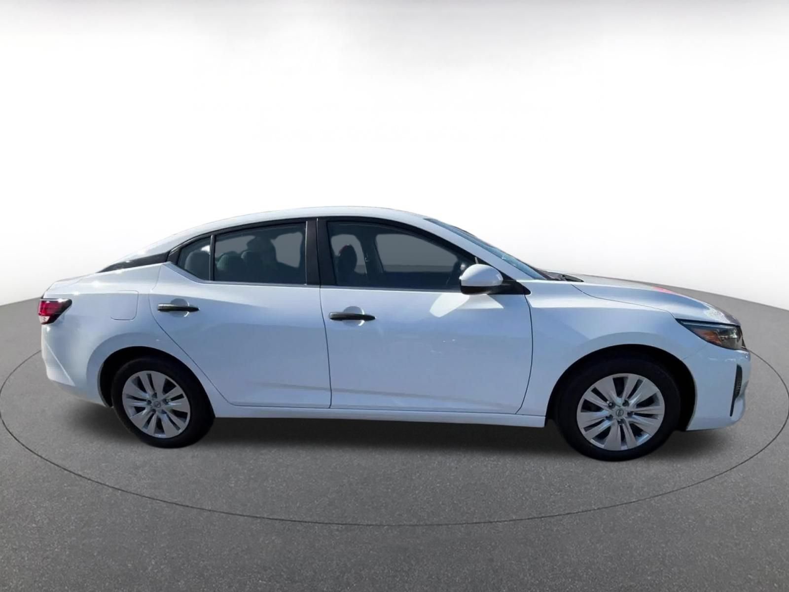 Used 2025 Nissan Sentra S FWD image 16