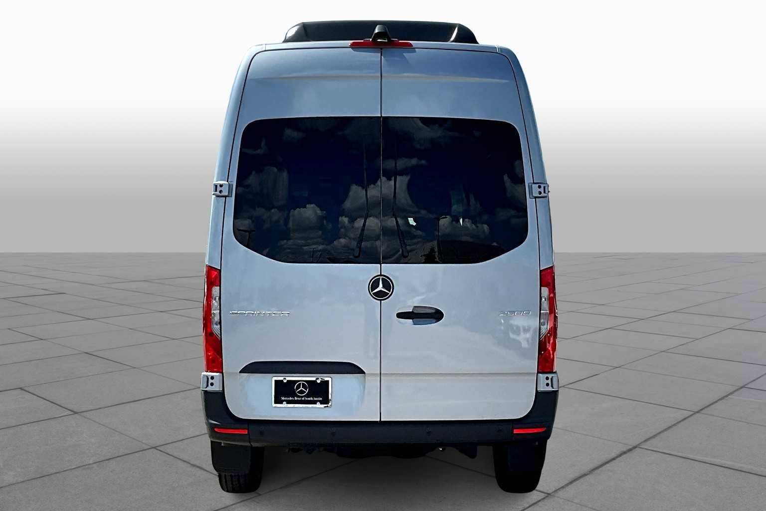 New 2025 Mercedes-Benz Sprinter 2500 image 4