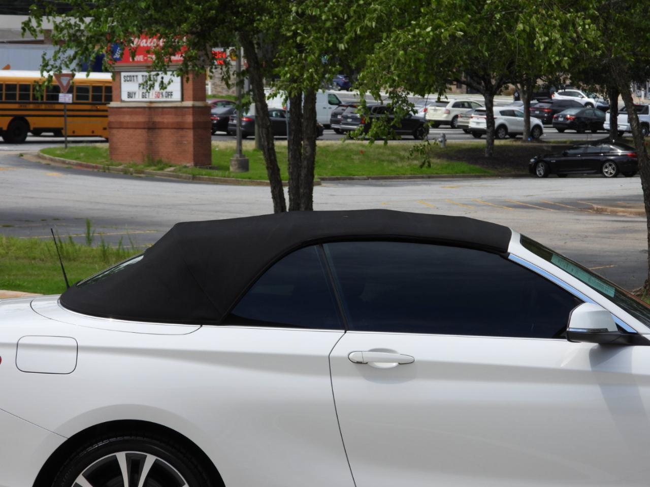 Used 2017 BMW 230i Convertible RWD image 90