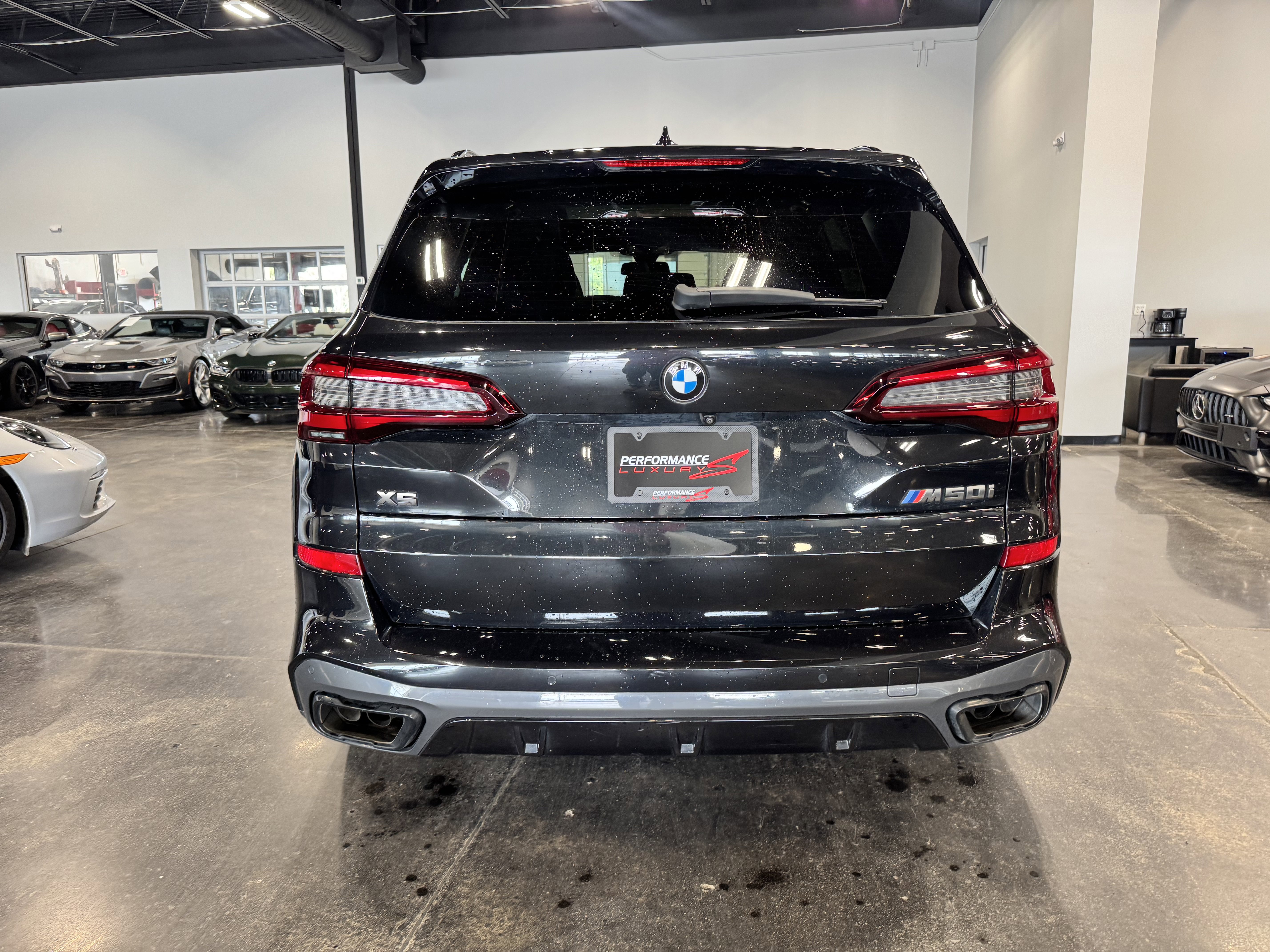 Used 2023 BMW X5 M50i w/ Executive Package image 4