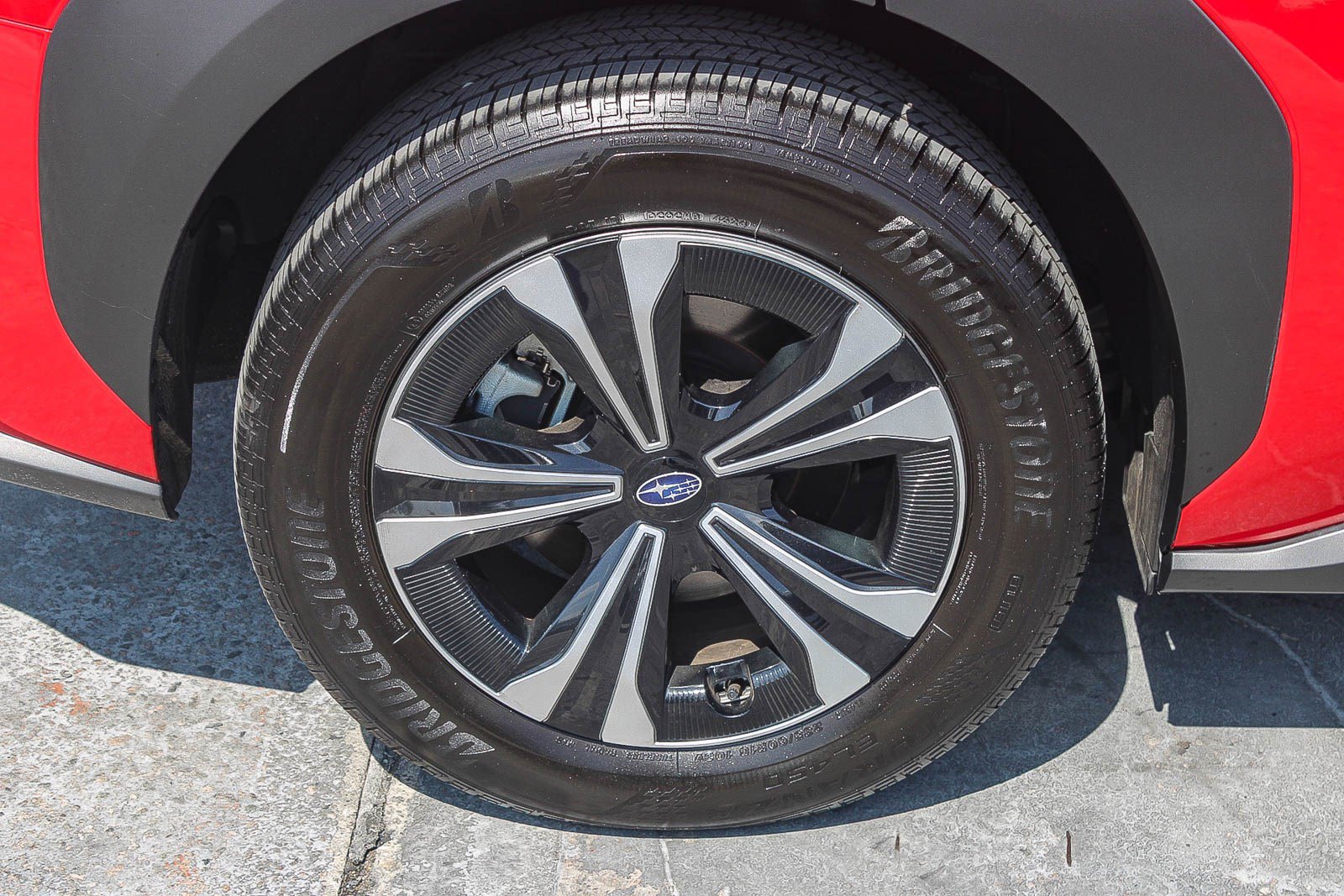 Used 2025 Subaru Solterra AWD/4WD image 12