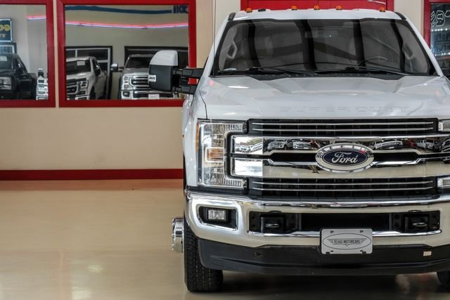 Used 2017 Ford F350 Lariat w/ Lariat Value Package image 49