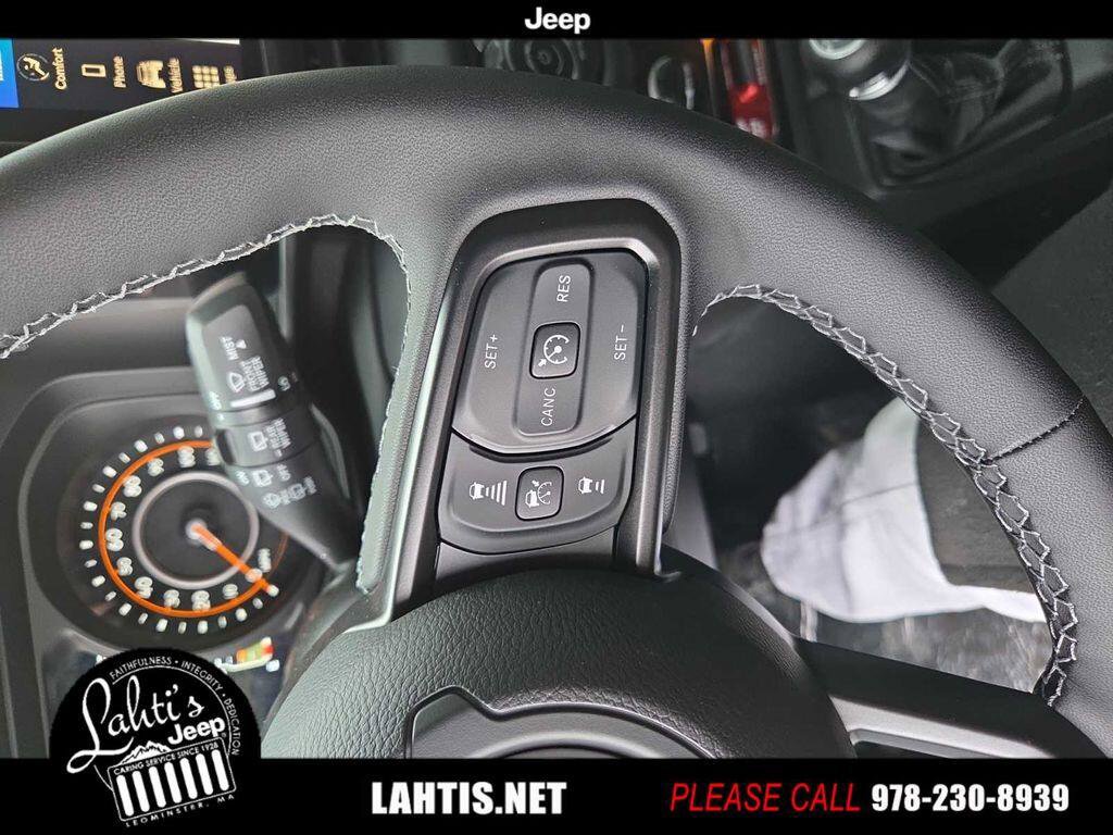 New 2026 Jeep Wrangler Unlimited Rubicon w/ Safety Group image 26