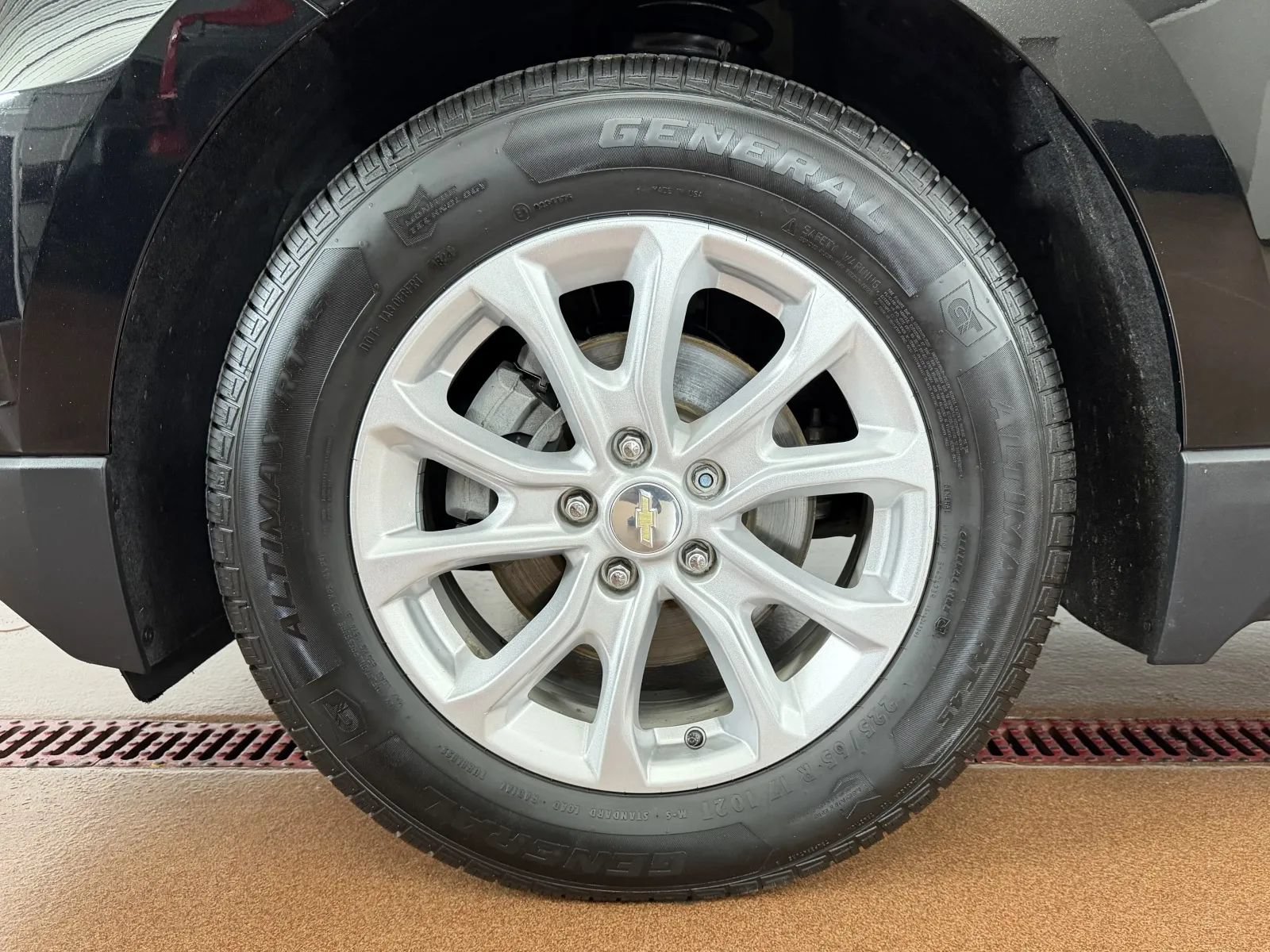 Used 2019 Chevrolet Equinox LT FWD image 8