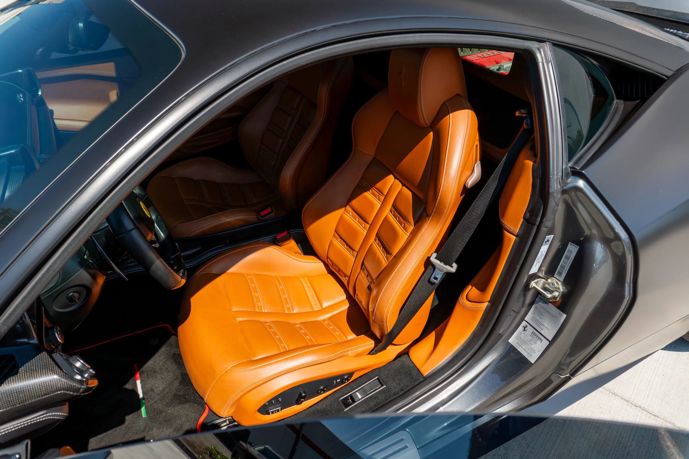 Used 2012 Ferrari 458 Italia Coupe image 10