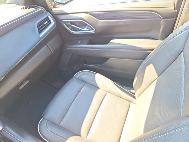 Certified 2021 GMC Yukon SLT w/ Rear Media and Nav Package image 17