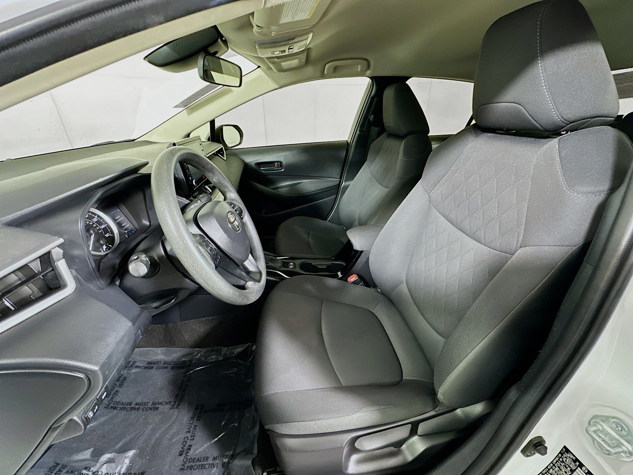 Used 2022 Toyota Corolla LE FWD image 12