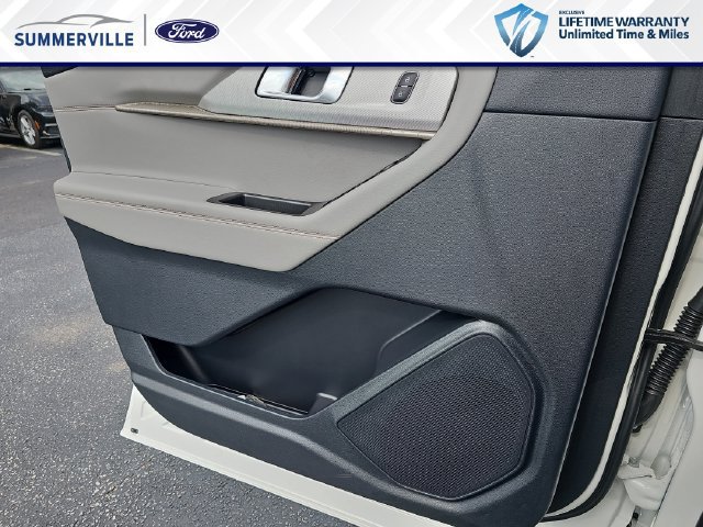 New 2027 Ford Explorer Active w/ Active Comfort Package RWD image 33