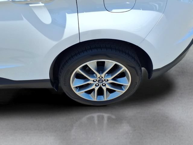 Used 2018 Ford Edge Titanium w/ Equipment Group 301A AWD/4WD image 21