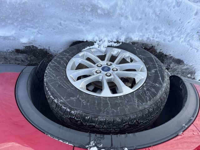 Used 2020 Ford Escape SE image 5