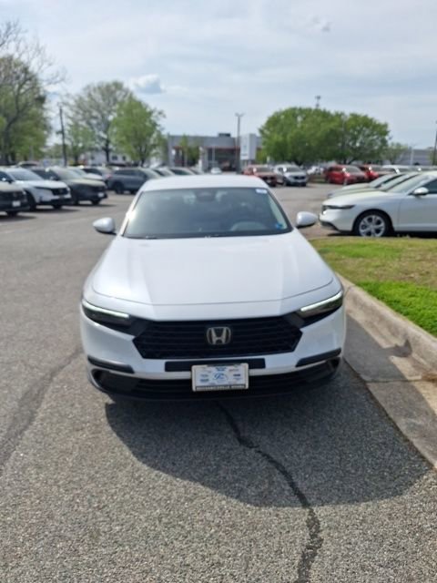 Used 2023 Honda Accord LX image 3