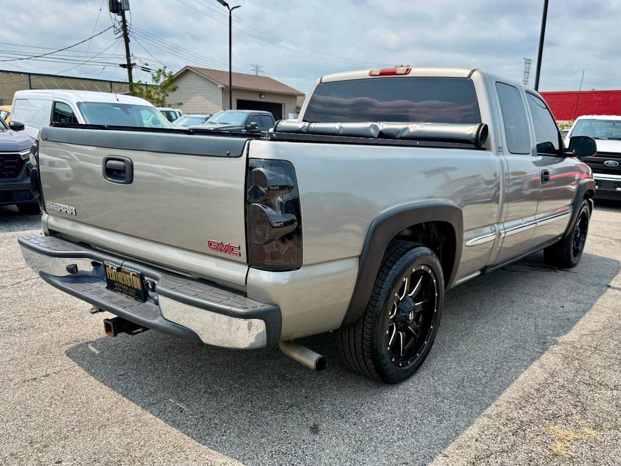 Used 2002 GMC Sierra 1500 2WD Extended Cab image 9