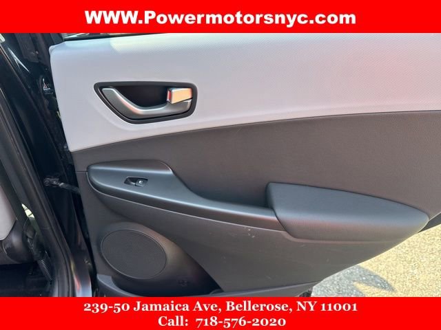 Used 2021 Hyundai Kona Limited image 17