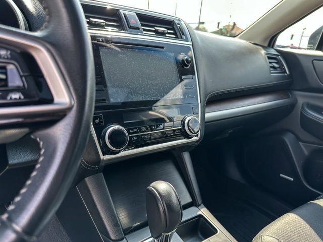 Used 2018 Subaru Outback 2.5i Limited AWD/4WD image 18