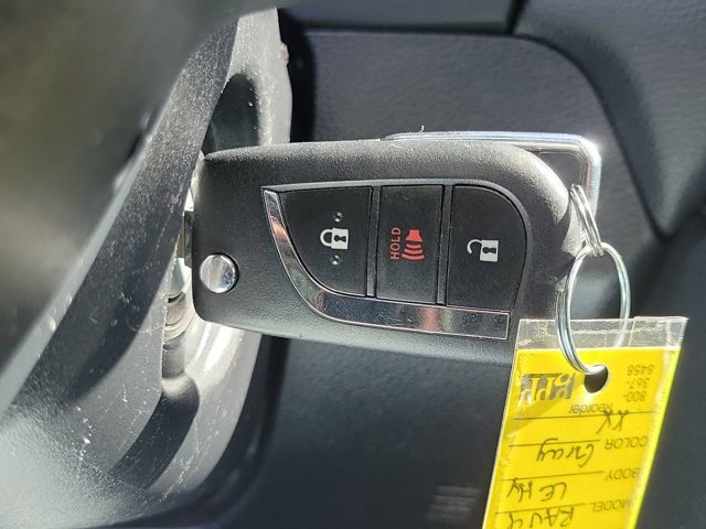 Used 2019 Toyota RAV4 LE image 34