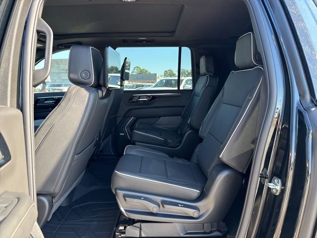 New 2026 Chevrolet Suburban Premier image 19