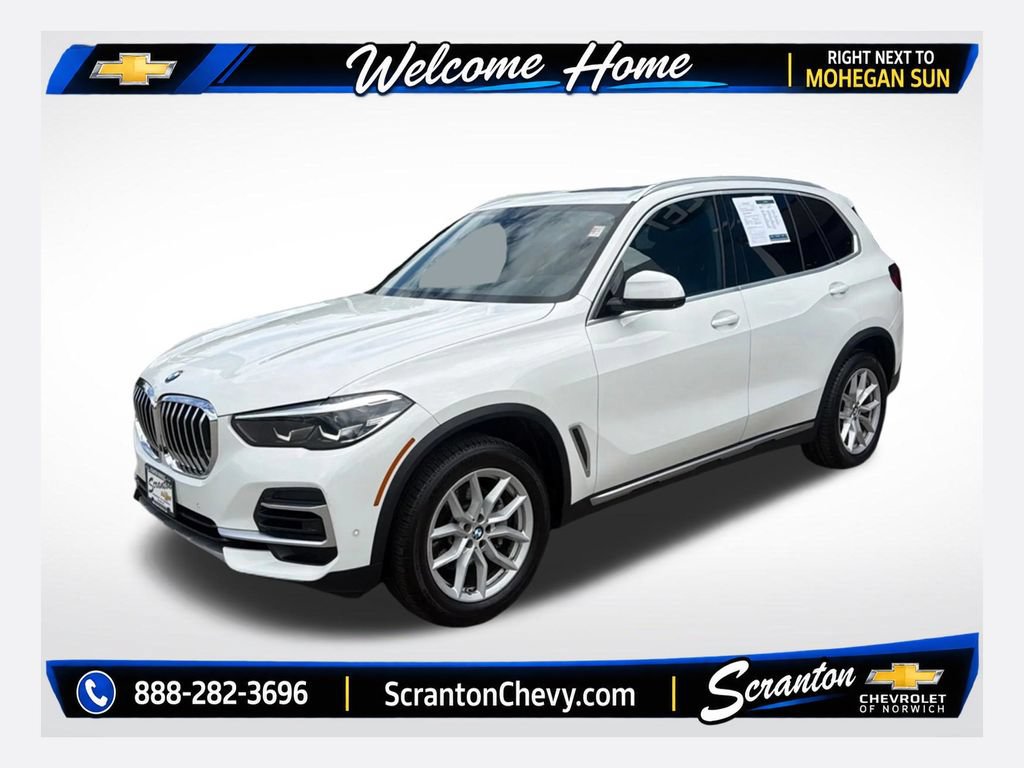 Used 2022 BMW X5 xDrive40i w/ Parking Assistance Package AWD/4WD image 1
