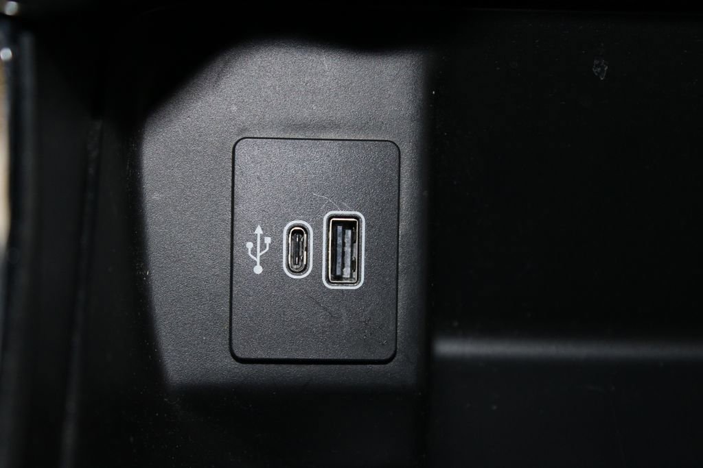 Used 2025 Ford F150 XLT w/ Equipment Group 302A MID image 46