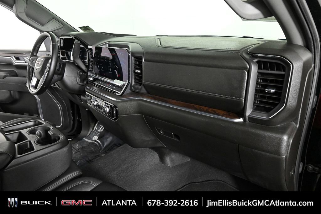 Certified 2025 GMC Sierra 1500 SLT image 23