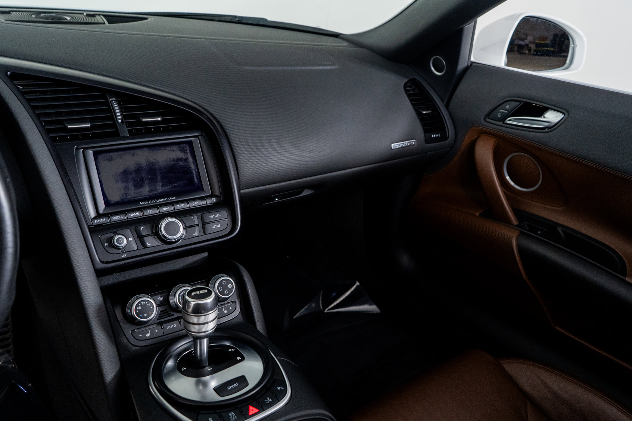 Used 2011 Audi R8 V8 image 31