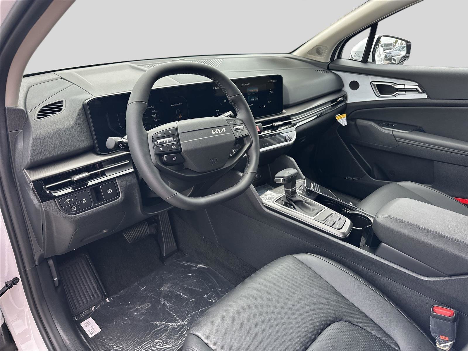 New 2026 Kia Sportage SX image 8